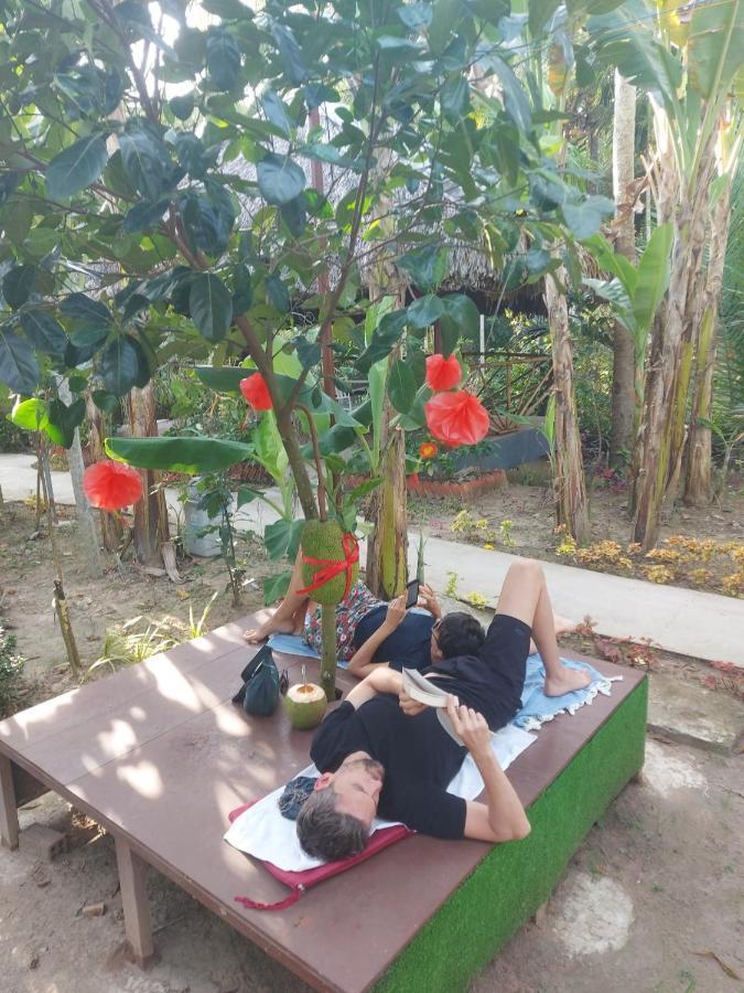 Homestay Nam Ham Luong Ben Tre Exterior photo